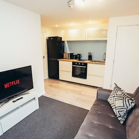 הילטון Snug 1Br Apt, Self Check In, Parking, By Derbnb מראה חיצוני תמונה