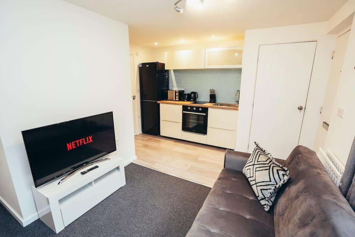 הילטון Snug 1Br Apt, Self Check In, Parking, By Derbnb מראה חיצוני תמונה